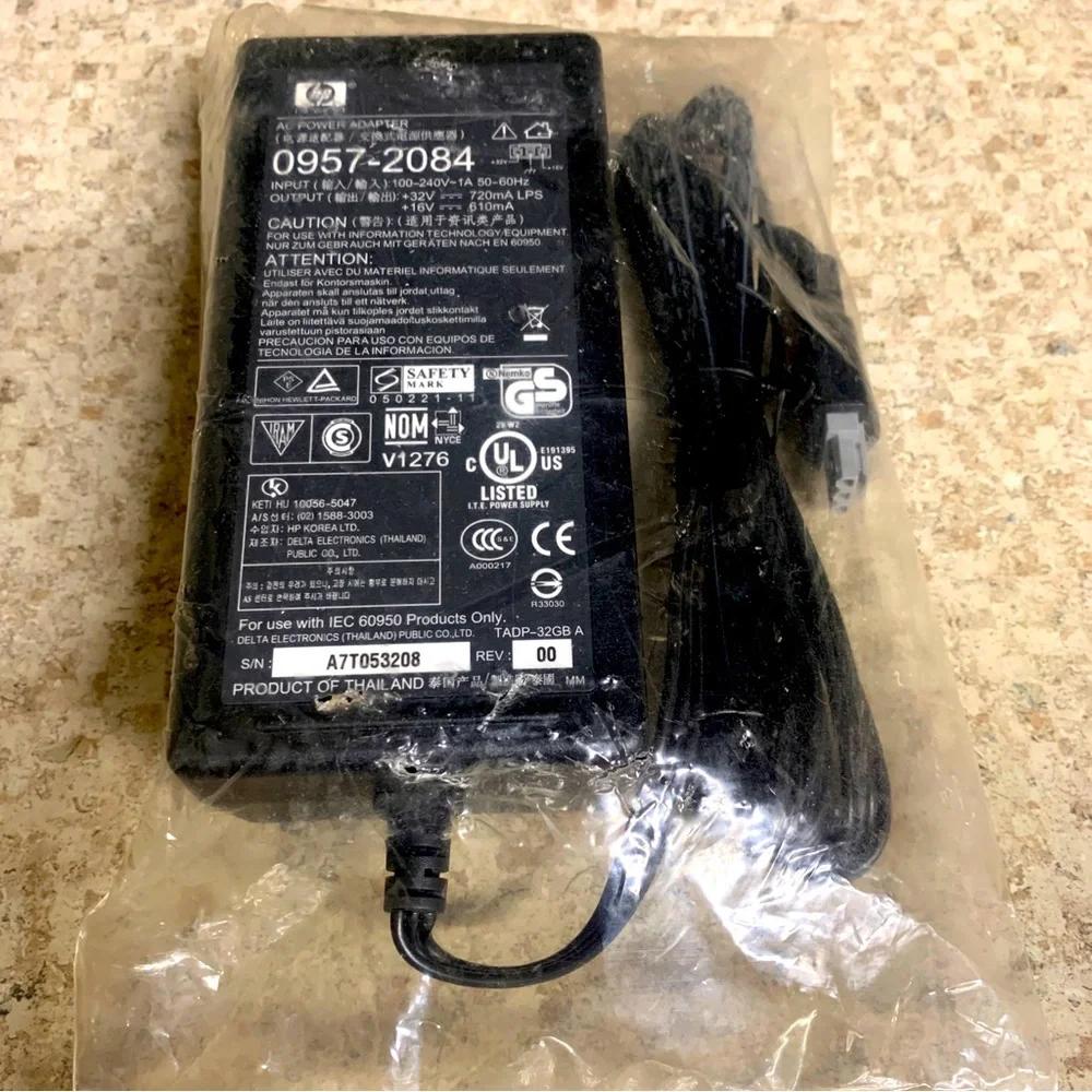 HP Genuine 0957-2084 OEM AC Adapter